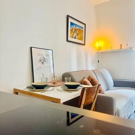 Apartment Parisian Cocoon In Batignolles Next To Montmartre