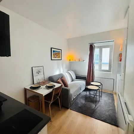 Parisian Cocoon In Batignolles Next To Montmartre Apartment *