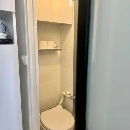 Parisian Cocoon In Batignolles Next To Montmartre Apartment *